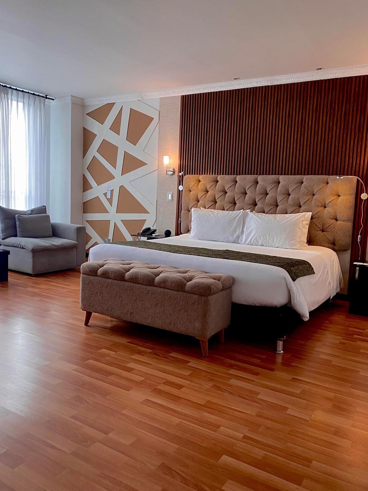 Hotel Varuna Манисалес Экстерьер фото