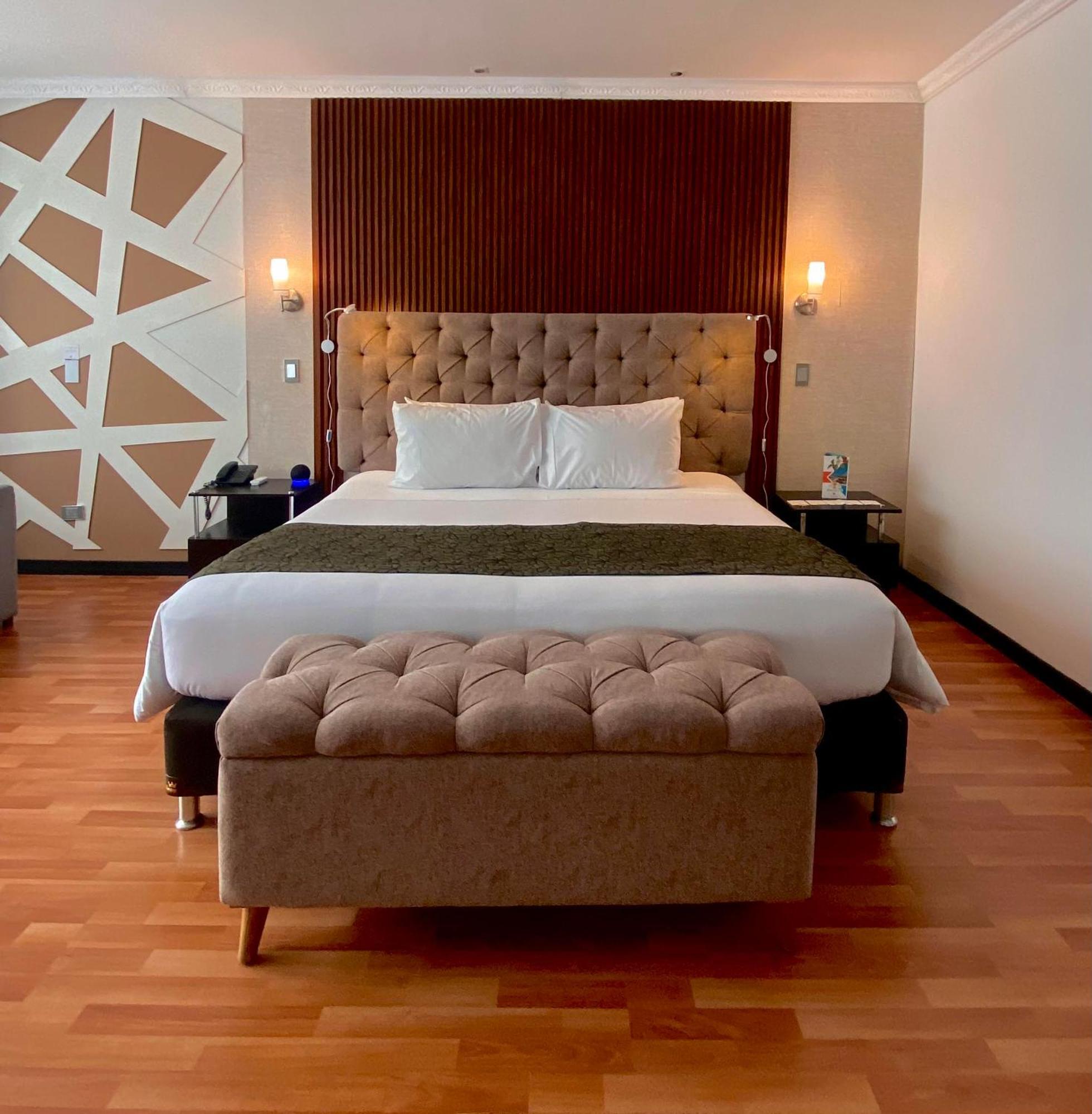 Hotel Varuna Манисалес Экстерьер фото